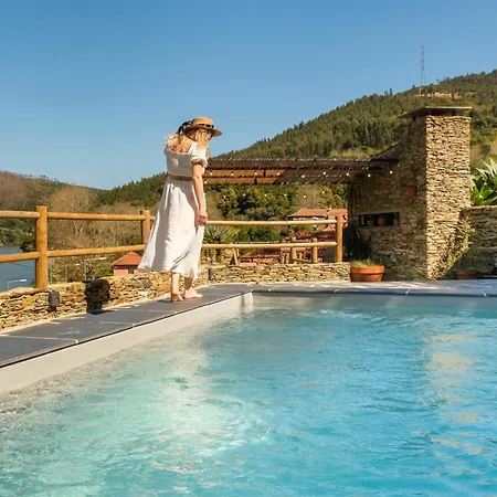 Viver O Douro 펜션 *